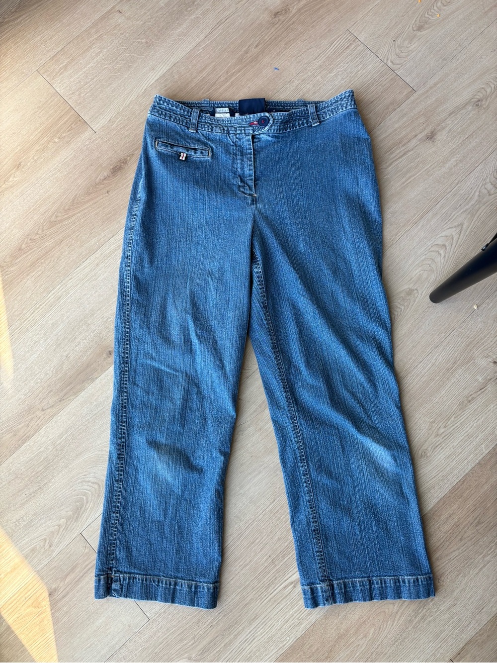 y2k low waist blue denim jeans with pocket & button detailing